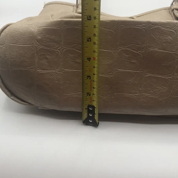 Nicole by Nicole Miller purse with Matching Wallet - Picture 6 of 14